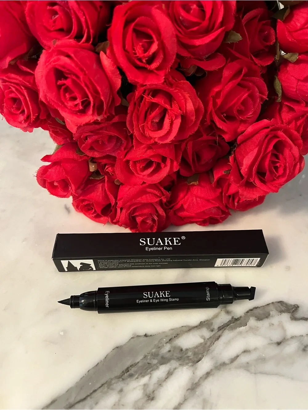 Suake Black Dual Tip precision Eyeliner Pen - Intense Black